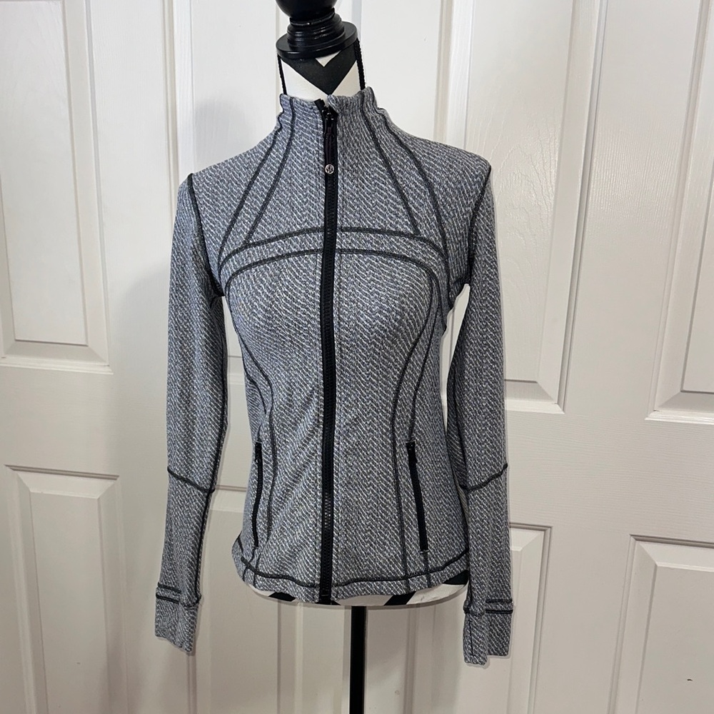 Lululemon Athletica Define Jacket - Tiny Tooth Wh… - image 1